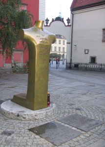 Il monumento a Bonhoeffer a Breslavia