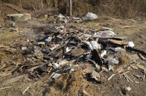 Amianto ed altri rifiuti nella valle della Bevera