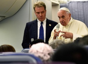 Il Papa chiede scusa per le sue parole